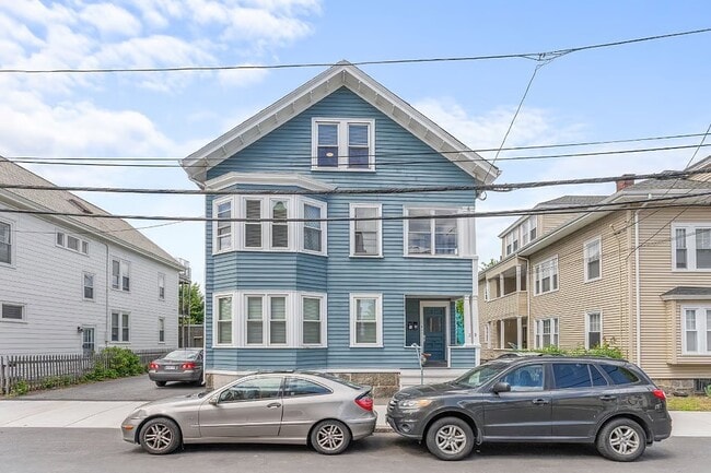 Building Photo - 29 Harbor St