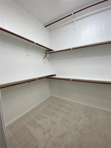 Building Photo - 9105 Tidball Dr