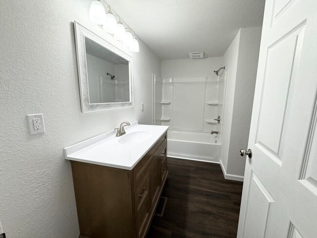 Building Photo - 1804 County St