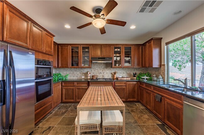 Building Photo - 31 Via Mantova