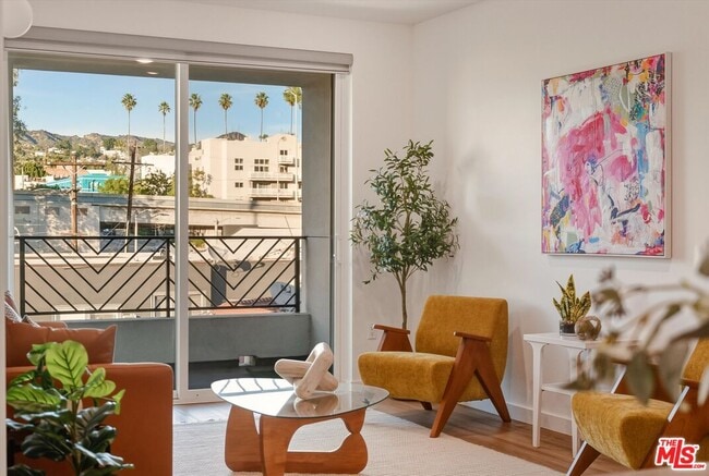 Building Photo - 1759 N Gower St