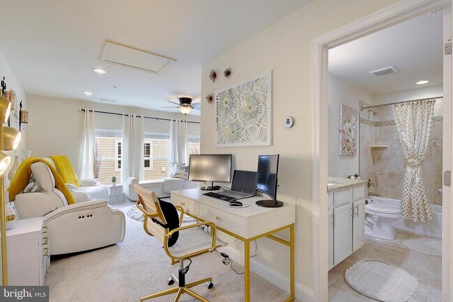 Building Photo - 11263 Penzance Ln