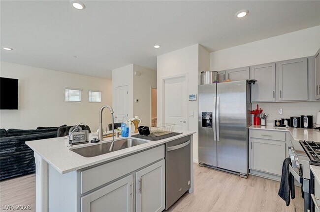 Building Photo - 9946 Indigo Cliffs St