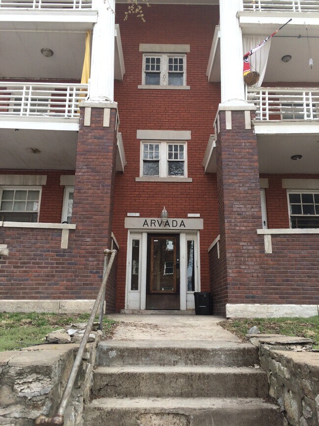 Building Photo - 3817 Central St