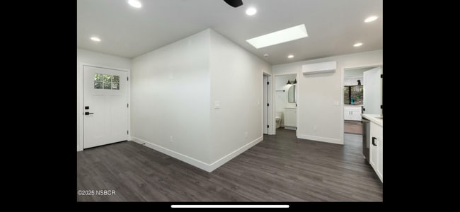 Building Photo - 1572 Rhinestone Ct