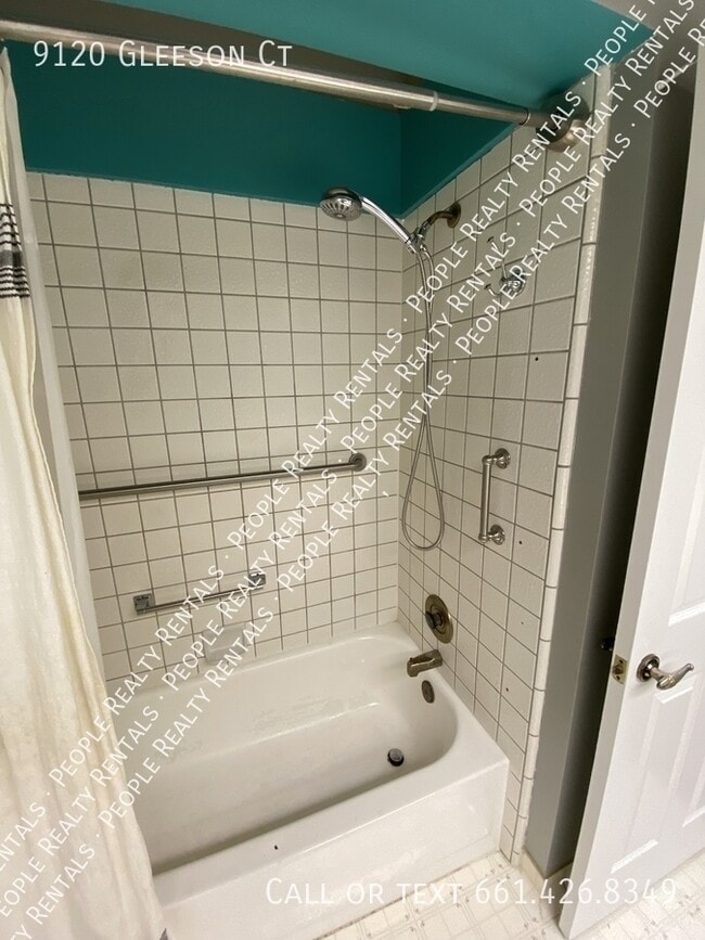 Building Photo - 9120 Gleeson Ct