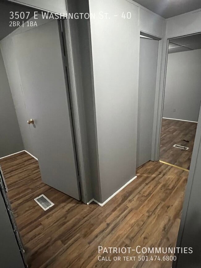 Building Photo - 3507 E Washington Ave