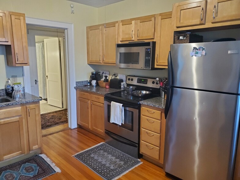 Kitchen - 1416 Boulevard