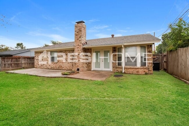 Building Photo - 6009 Marigold Dr