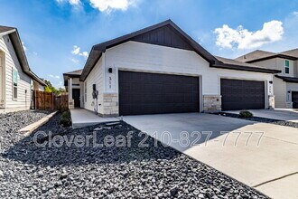 Building Photo - 311 Nespral Dr