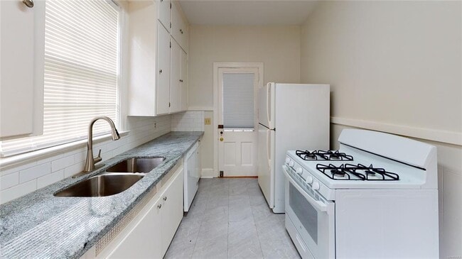 Building Photo - 603 Hubbard Ave