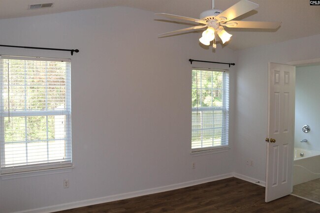 Building Photo - 166 Fair Haven Way