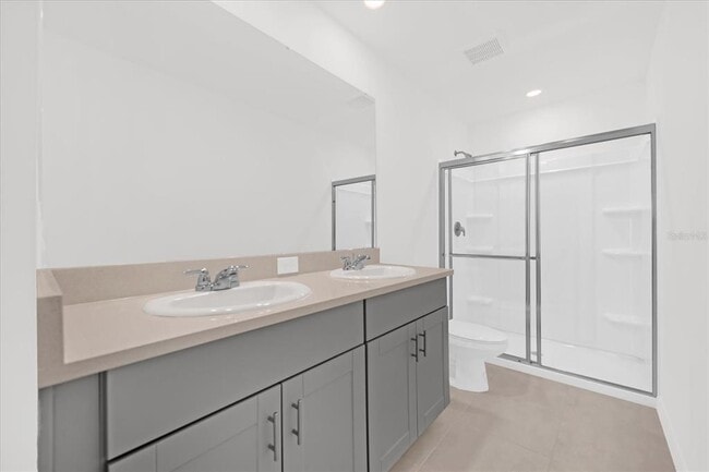 Building Photo - 2992 Skyline Lp