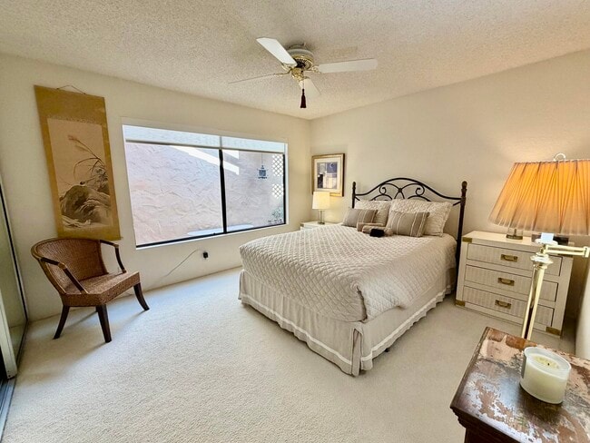Building Photo - 347 Villena Way