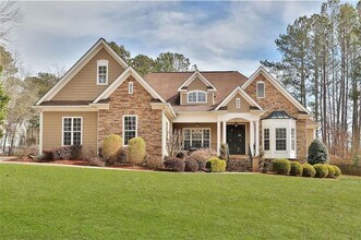 Building Photo - 110 Stanley Oaks Pl