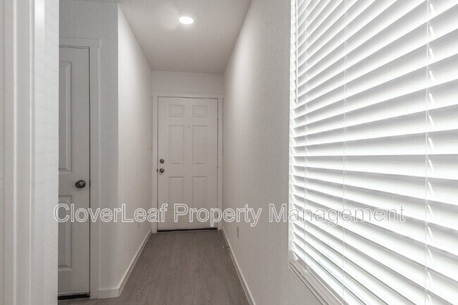 Building Photo - 5017 Cedar Sage