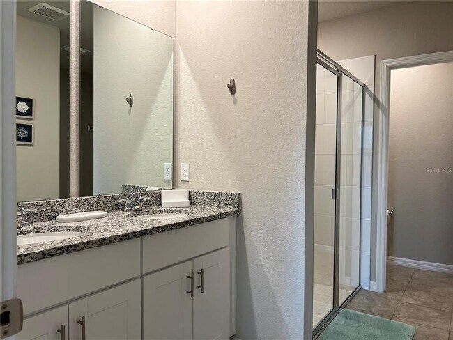 Building Photo - 17200 Cagan Crossings Blvd
