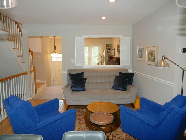 Building Photo - 2774 Grovemore Ln