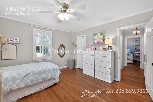 Building Photo - 6 Buena Vista