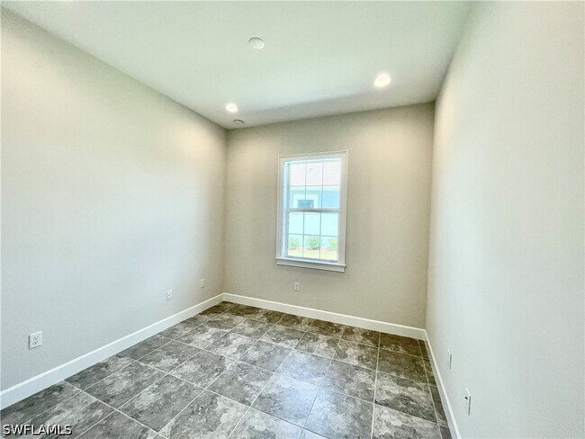 Building Photo - 6361 Arriba Ave