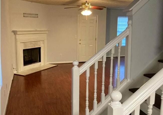 Building Photo - Wind Gate Lane