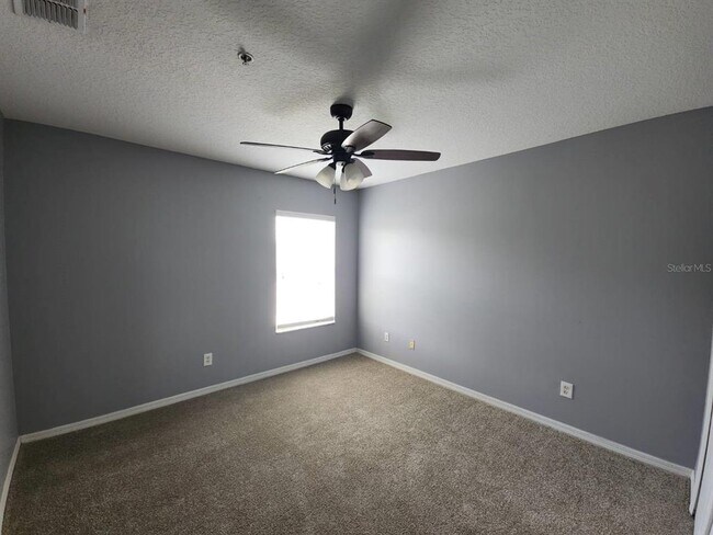 Building Photo - 10156 Vickers Ridge Dr