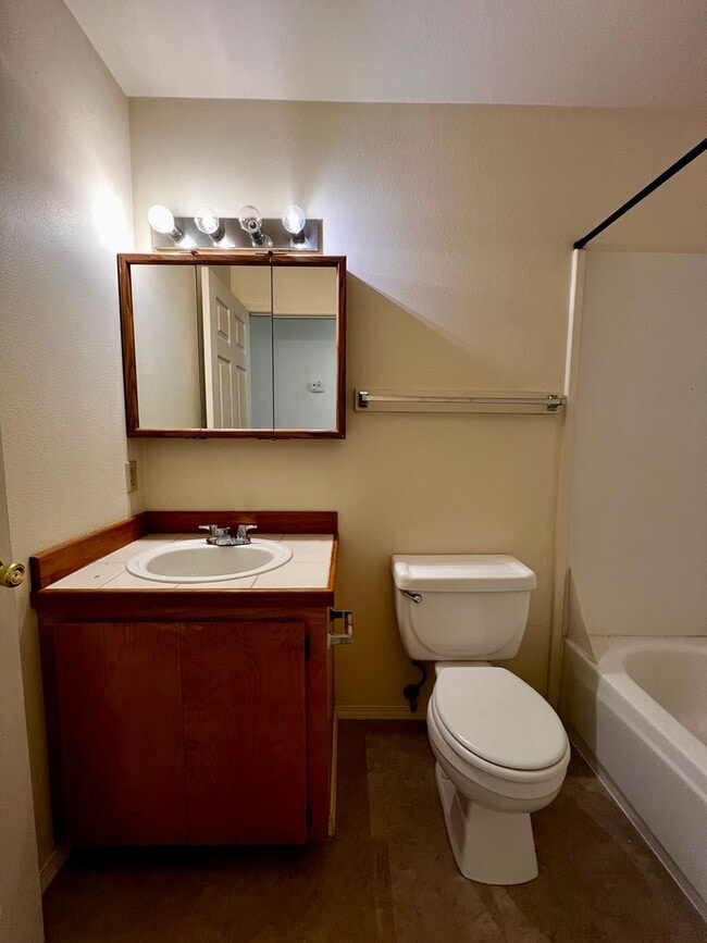 Building Photo - 5301 Tumac Dr