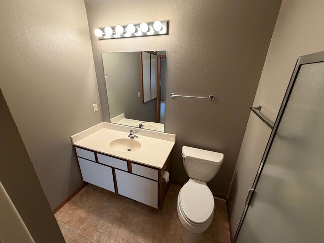 Building Photo - 514 Pheasant Dr