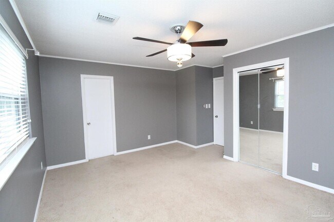 Building Photo - 4206 Lynn Ora Dr