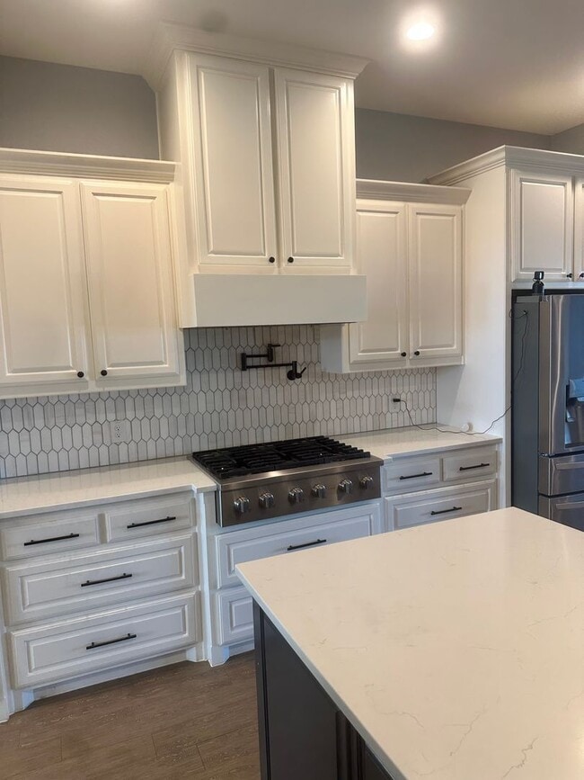 Building Photo - open concept 4bd - rent to own