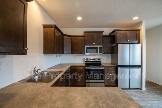 Building Photo - 4850 Heathwood St NE