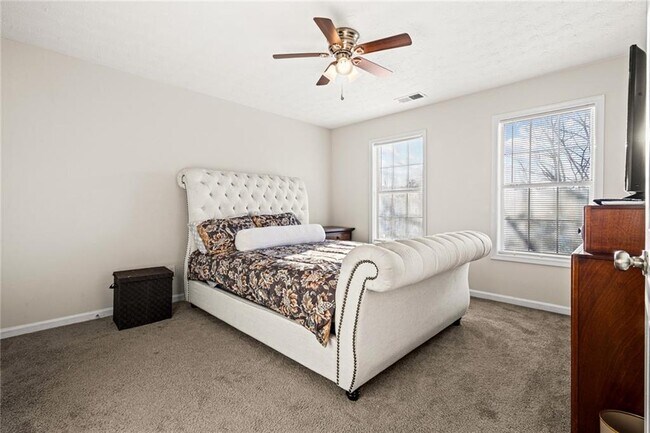 Building Photo - 2034 Locksley Terrace