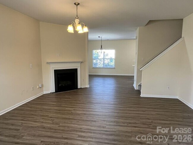 Building Photo - 12120 Stratfield Pl Cir