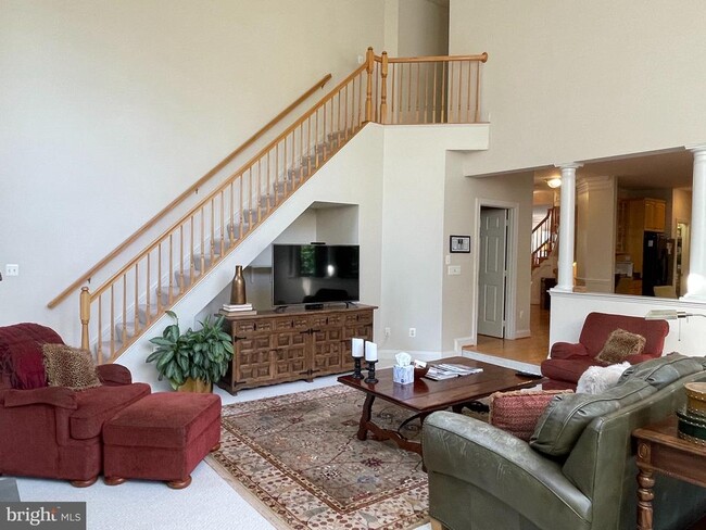 Building Photo - 6915 Bonheim Ct