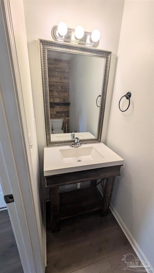 Building Photo - 5881 Little Leaf Court