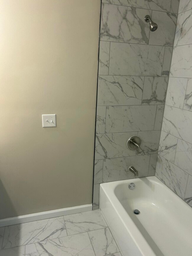 Building Photo - 104 Colby Hls Dr