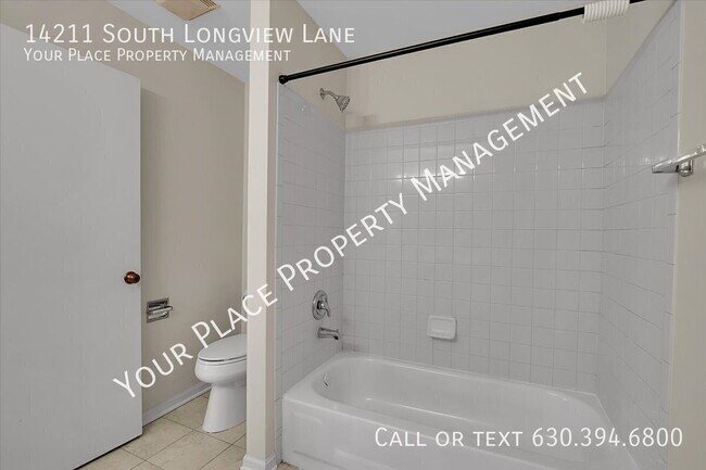 Building Photo - 14211 S Longview Ln