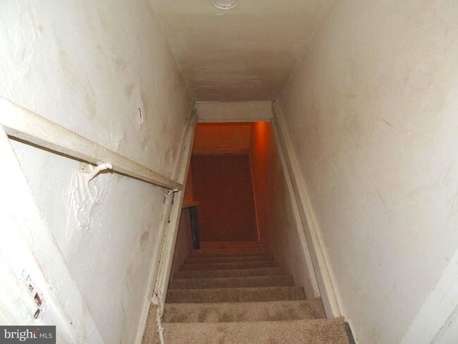 Building Photo - 1465 Girard St NW