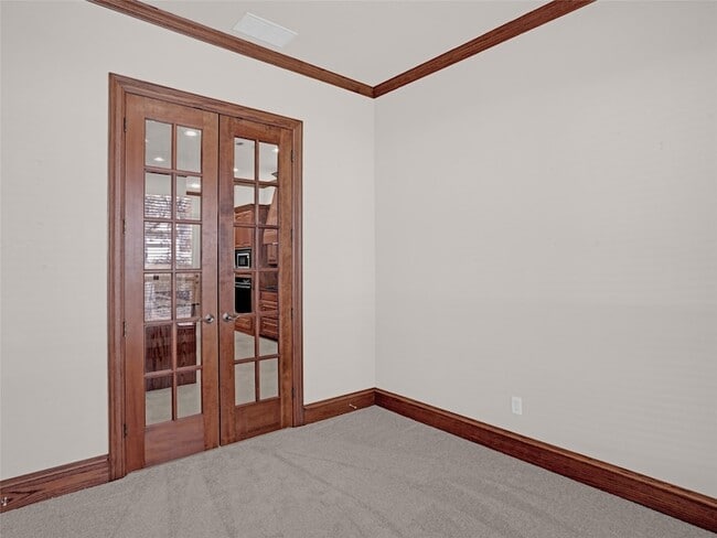 Building Photo - 1832 Hackett Creek Dr