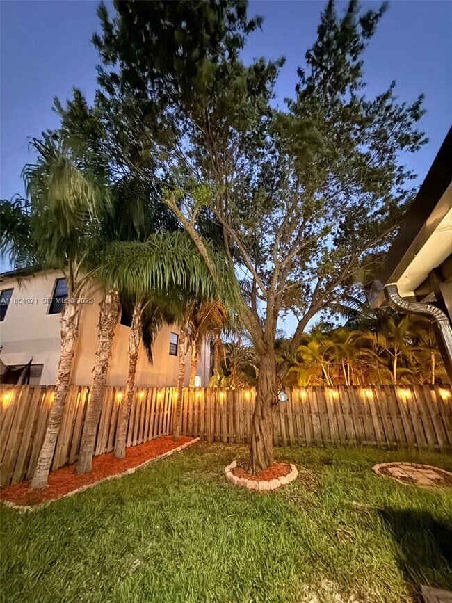 Building Photo - 23343 SW 116th Ct