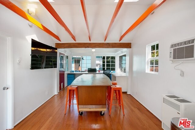 Building Photo - 619 Milwood Ave