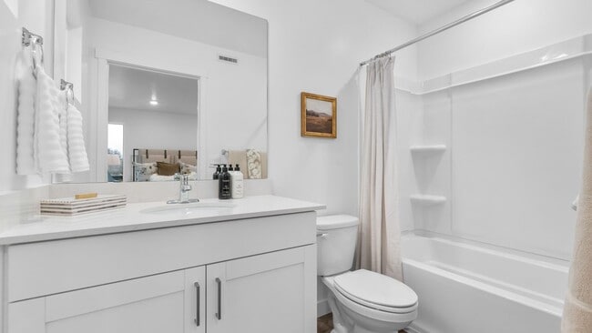 Building Photo - Brand New 4-Bed/3 Bath Town Home