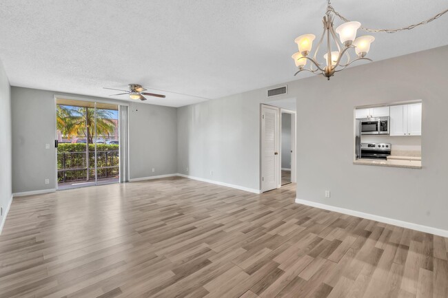 Building Photo - 22795 SW 66th Ave