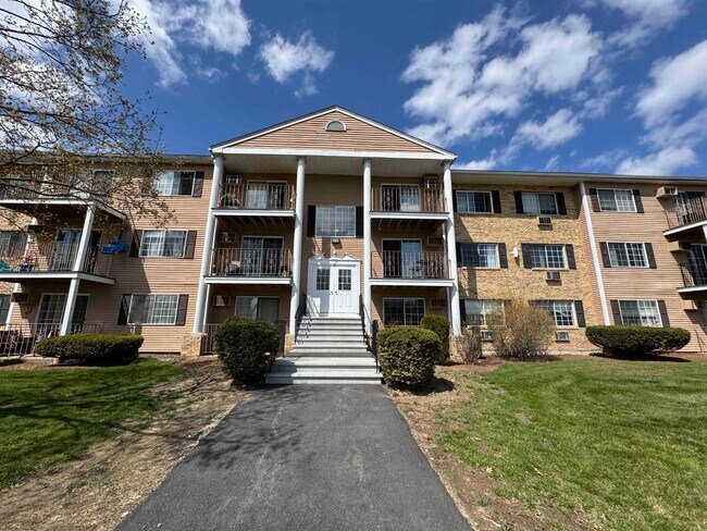 Building Photo - 377 Huse Rd