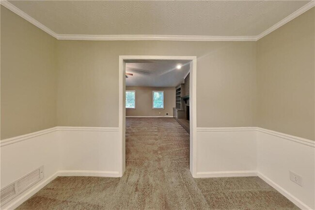 Building Photo - 1607 Scholar Dr