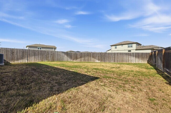 Building Photo - 526 Millbrook Blvd