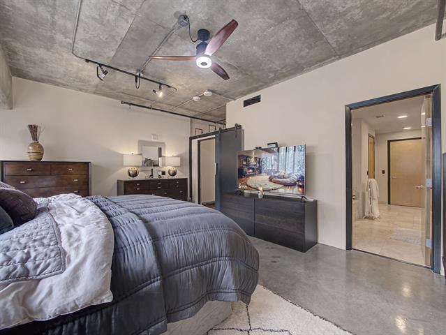 Building Photo - 1999 McKinney Ave