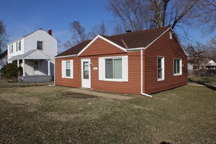 Building Photo - 3502 N Sterling Ave