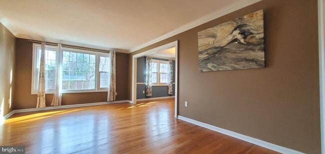 Building Photo - 2521 Farrier Ln