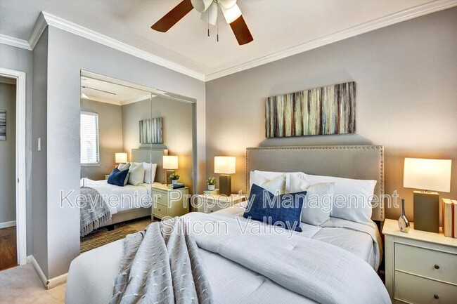 Building Photo - 329 Blossom Hill Rd